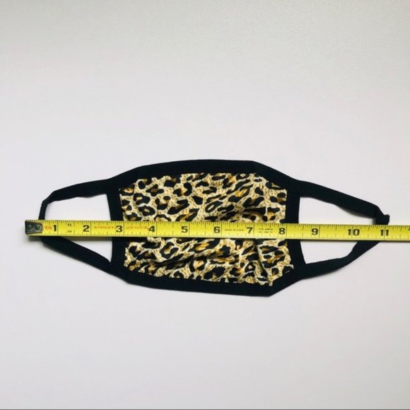 NEW Two Fun Washable Leopard & Floral Print Stretchy Fabric Face Masks Adult OS - Picture 6 of 10